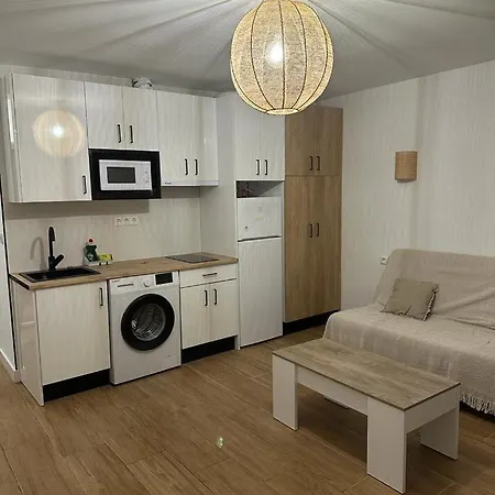Apartment Estudio Cerca De La Playa 3 *